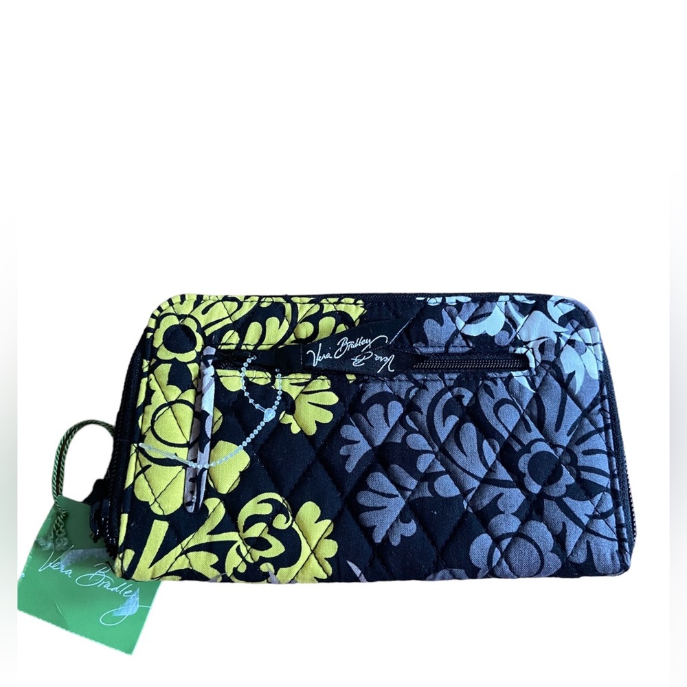 VERA BRADLEY ZIP-AROUND WALLET